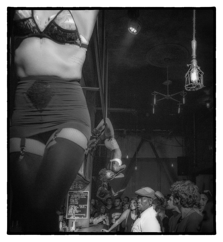 Ed_Simmons_photography_Los_Angeles_strip_club_trapeze